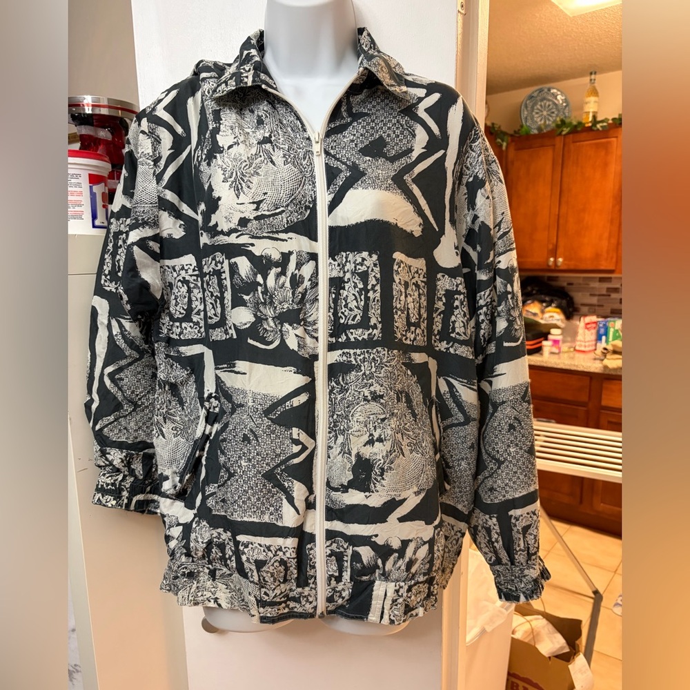 Vintage Black and White Graphic Zip-Up Jacket